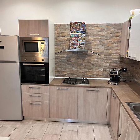 Home Manzoni Бари Экстерьер фото