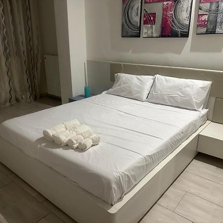 Home Manzoni Бари Экстерьер фото